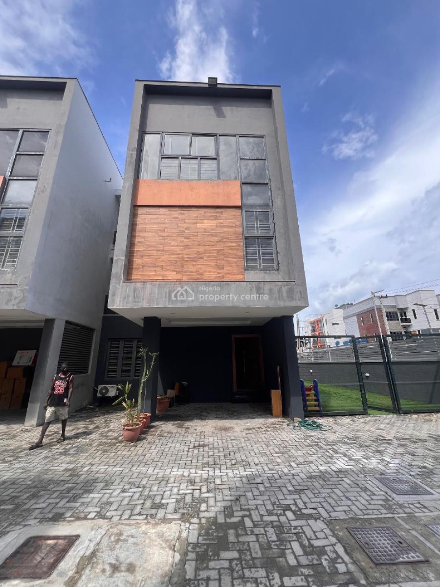 Distress: 4 Bedroom Terrace Duplex with Bq in a Serene Estate, Distress Sale: 4 Bedroom Terrace Duplex with Bq in a Serene Estate, Ikate, Lekki, Lagos, Terraced Duplex for Sale