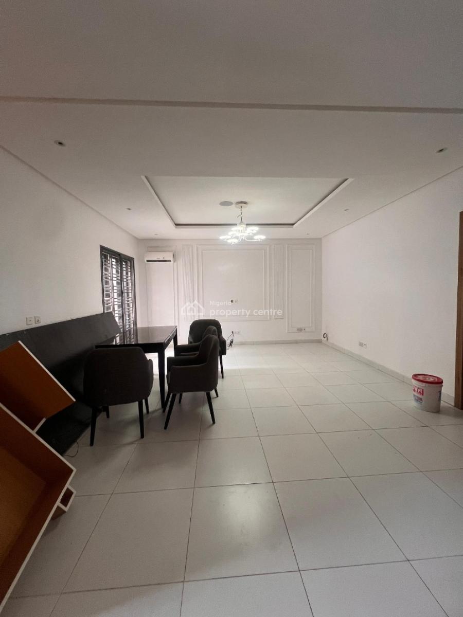 Distress: 4 Bedroom Terrace Duplex with Bq in a Serene Estate, Distress Sale: 4 Bedroom Terrace Duplex with Bq in a Serene Estate, Ikate, Lekki, Lagos, Terraced Duplex for Sale