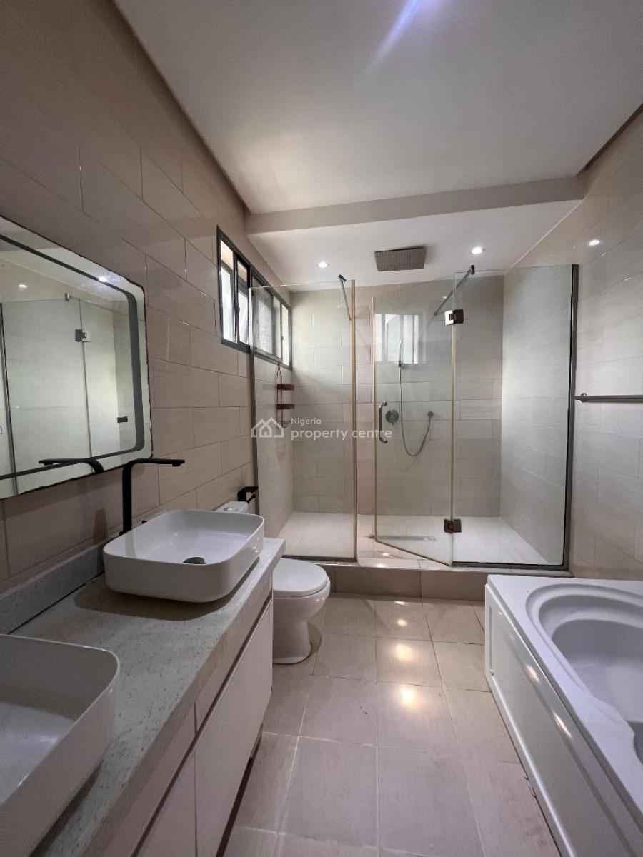 Distress: 4 Bedroom Terrace Duplex with Bq in a Serene Estate, Distress Sale: 4 Bedroom Terrace Duplex with Bq in a Serene Estate, Ikate, Lekki, Lagos, Terraced Duplex for Sale