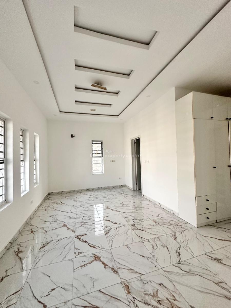 a Masters Room in Shared Apartment., Canal West Estate., Osapa, Lekki, Lagos, Semi-detached Duplex for Rent