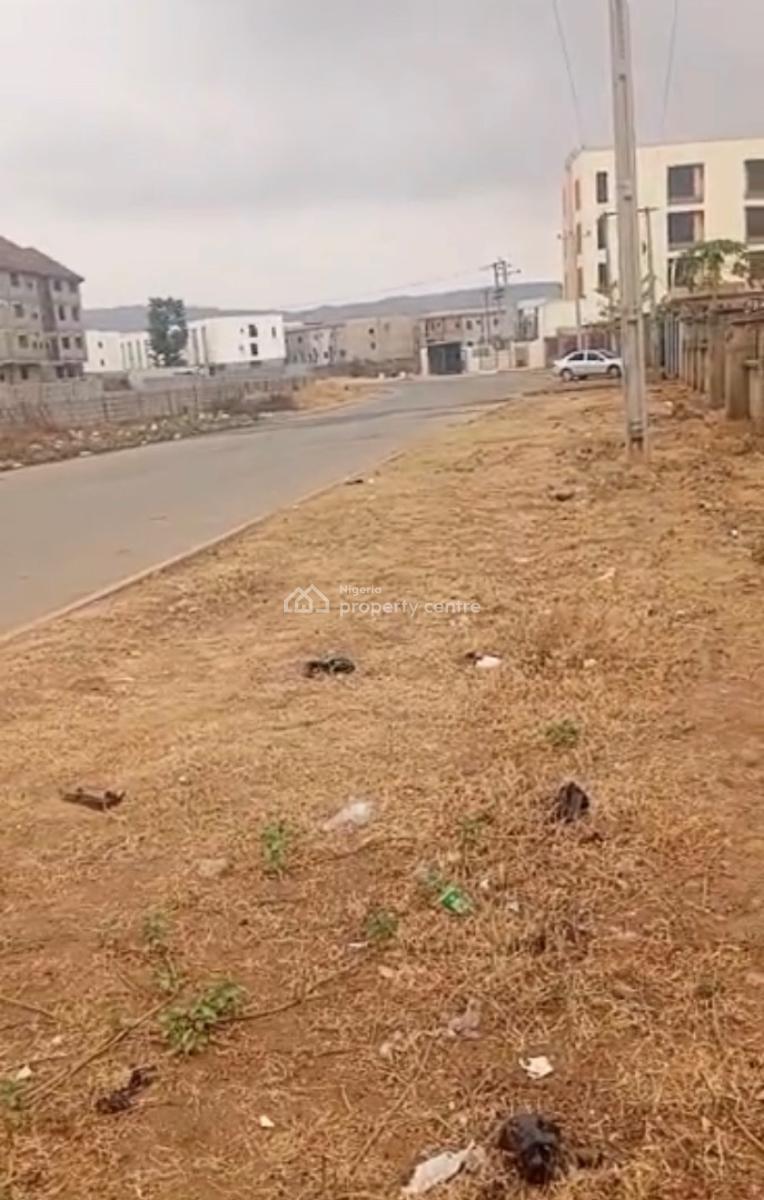 1,300sqm, Commercial, Tarred Road, C of O, By Nnpc / Gilmore, Jahi, Abuja, Commercial Land for Sale