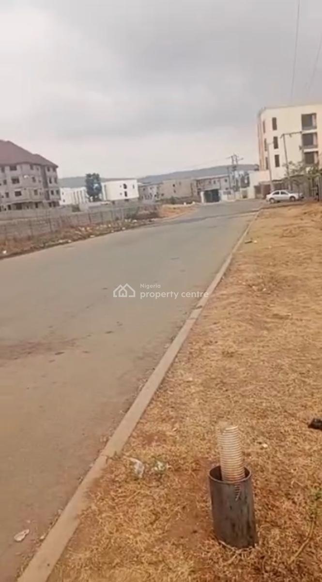1,300sqm, Commercial, Tarred Road, C of O, By Nnpc / Gilmore, Jahi, Abuja, Commercial Land for Sale
