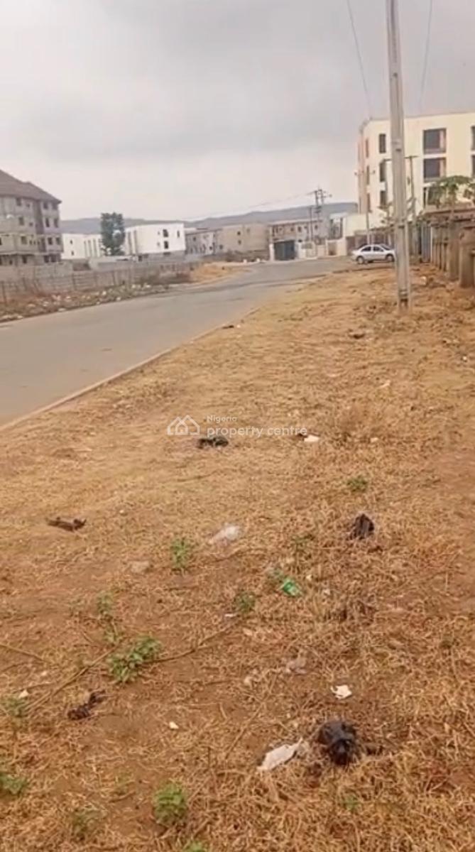 1,300sqm, Commercial, Tarred Road, C of O, By Nnpc / Gilmore, Jahi, Abuja, Commercial Land for Sale