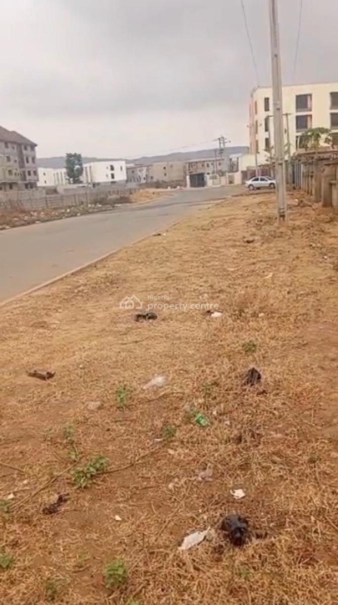 1,300sqm, Commercial, Tarred Road, C of O, By Nnpc / Gilmore, Jahi, Abuja, Commercial Land for Sale
