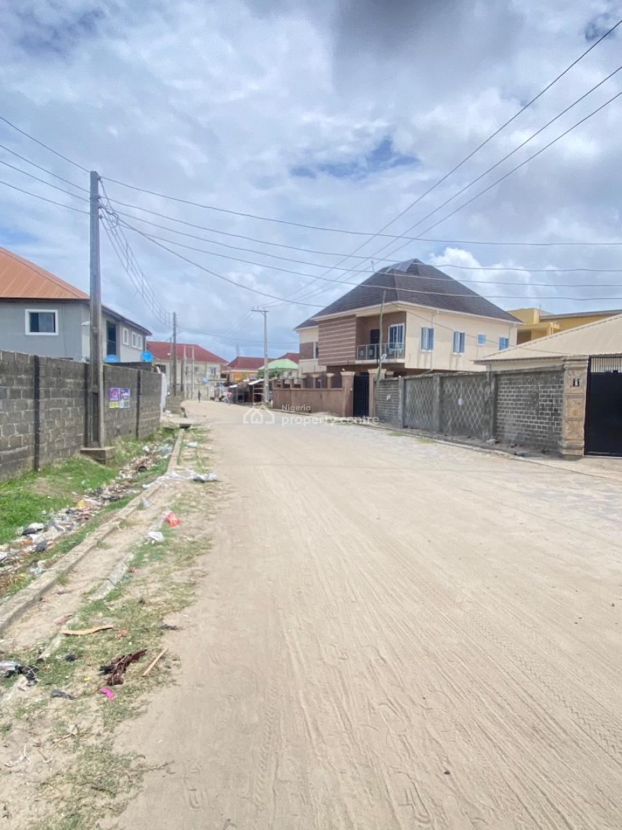 2500sqm Land for Lease, Inside a Gated Street, Ogombo, Ajah, Lagos, Commercial Land for Rent