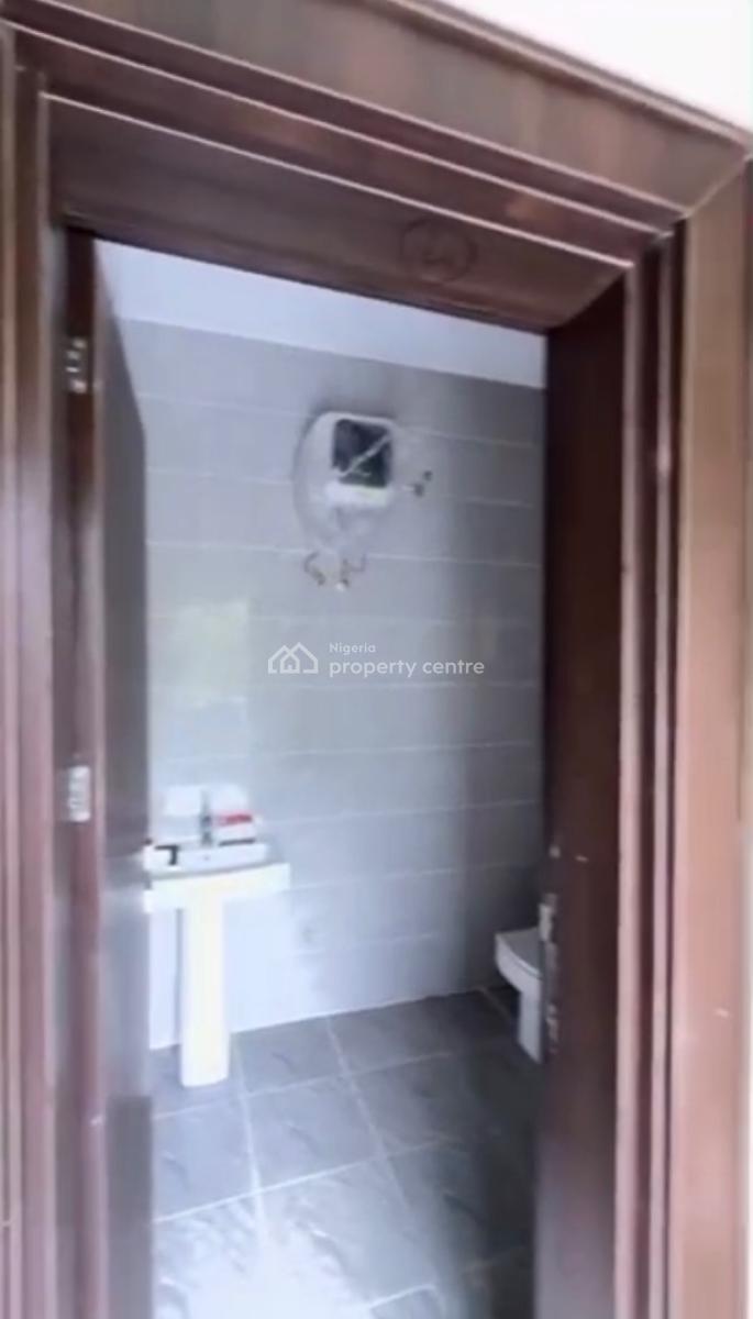 Distress: Newly Built 4 Bedroom Terrace Duplex + Bq, Gaduwa, Abuja, Terraced Duplex for Sale