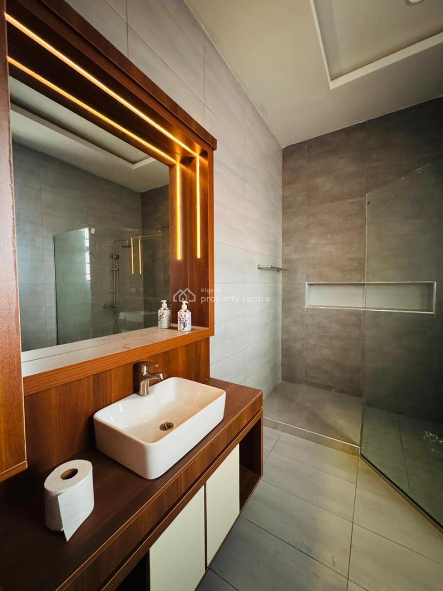 Luxury 4-bedroom Fully Detached House with Bq, Lekki Phase 1, Lekki, Lagos, Detached Duplex for Rent