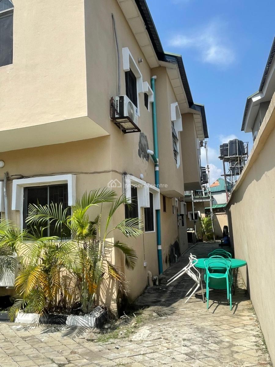 Spacious 4 Bedroom Semi Detached Duplex, Oba Oyekan, Lekki Phase 1, Lekki, Lagos, Semi-detached Duplex for Sale