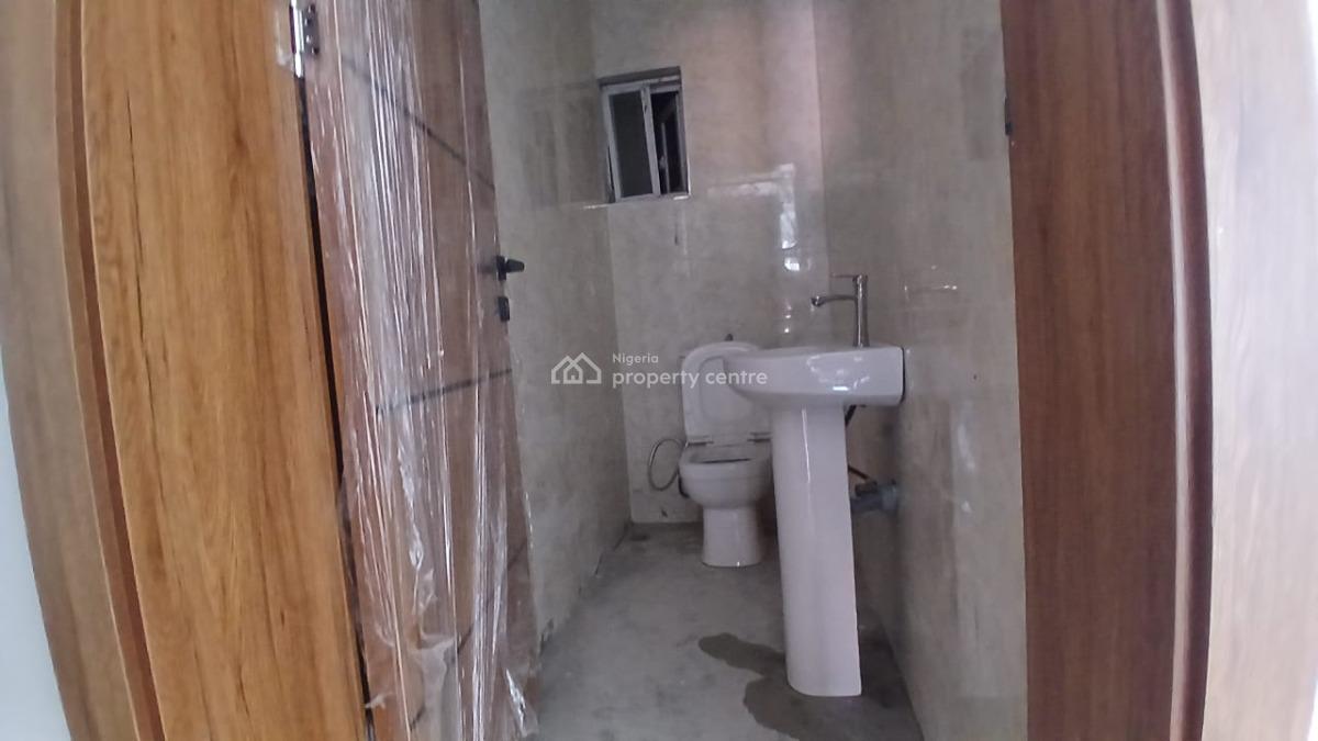 3 Bedroom Apartment with a Room Service Quarters, Off Freedom Way, Lekki Phase 1, Lekki, Lagos, Flat / Apartment for Sale