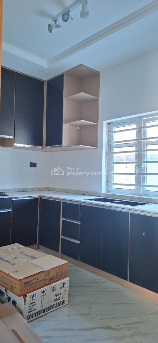 Luxury 3 Bedroom Apartment with Excellent Facility, Thera-annex Goodnews Estate, Sangotedo, Ajah, Lagos, Flat / Apartment for Rent