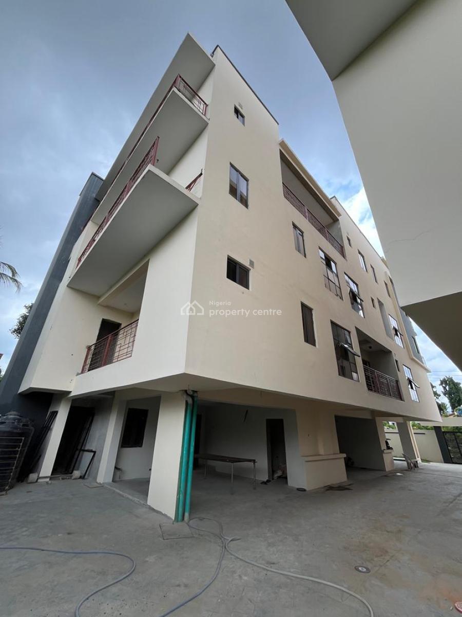 Deluxe & Spacious 4 Bed Penthouse with an Elevator Bq, Obanikoro, Shomolu, Lagos, Detached Duplex for Sale