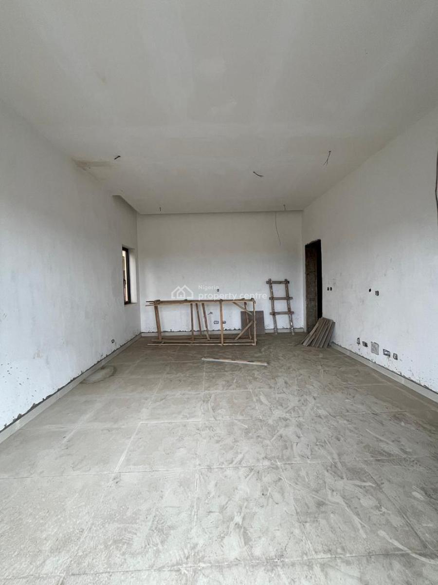Deluxe & Spacious 4 Bed Penthouse with an Elevator Bq, Obanikoro, Shomolu, Lagos, Detached Duplex for Sale