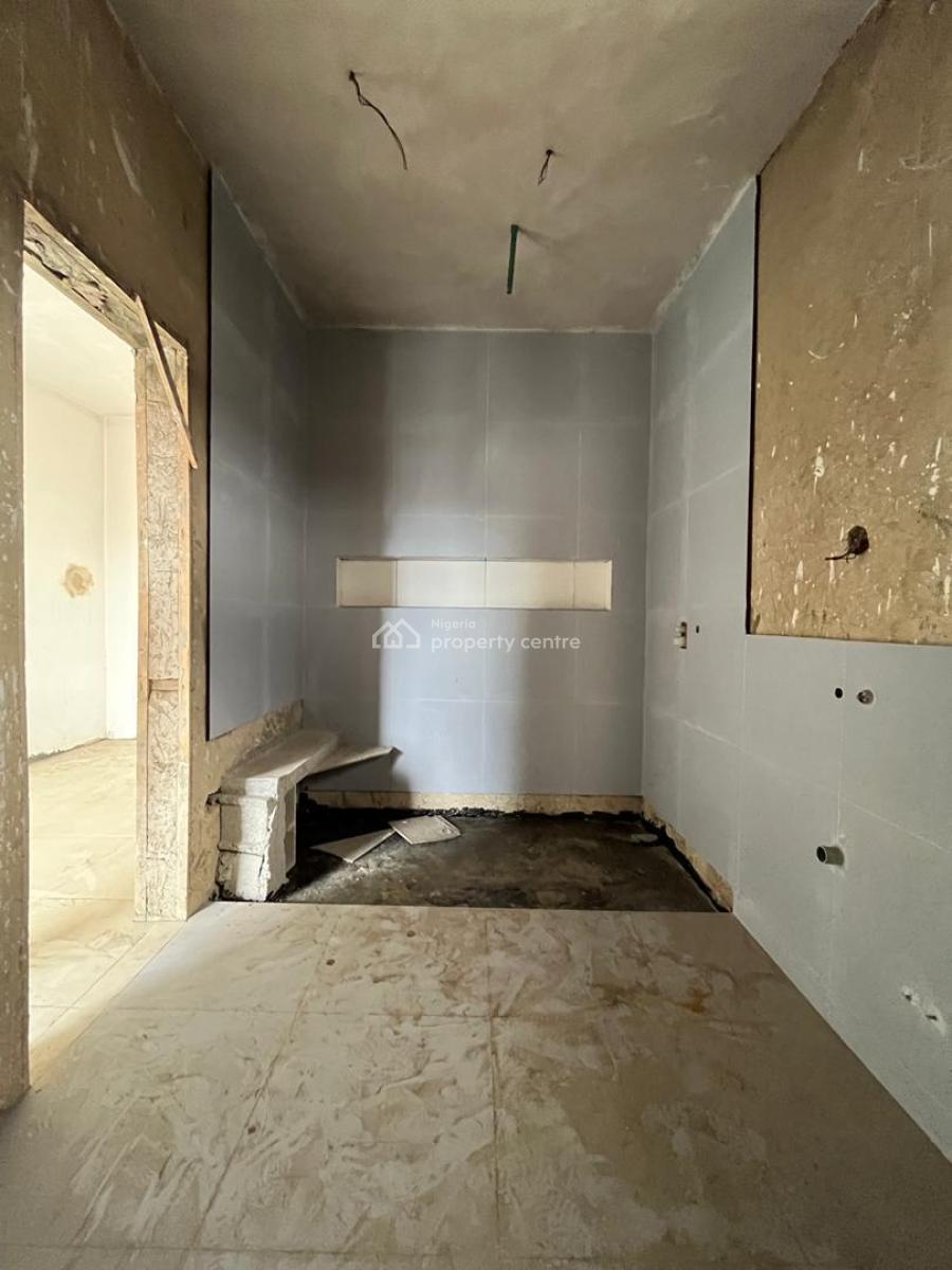 Deluxe & Spacious 4 Bed Penthouse with an Elevator Bq, Obanikoro, Shomolu, Lagos, Detached Duplex for Sale