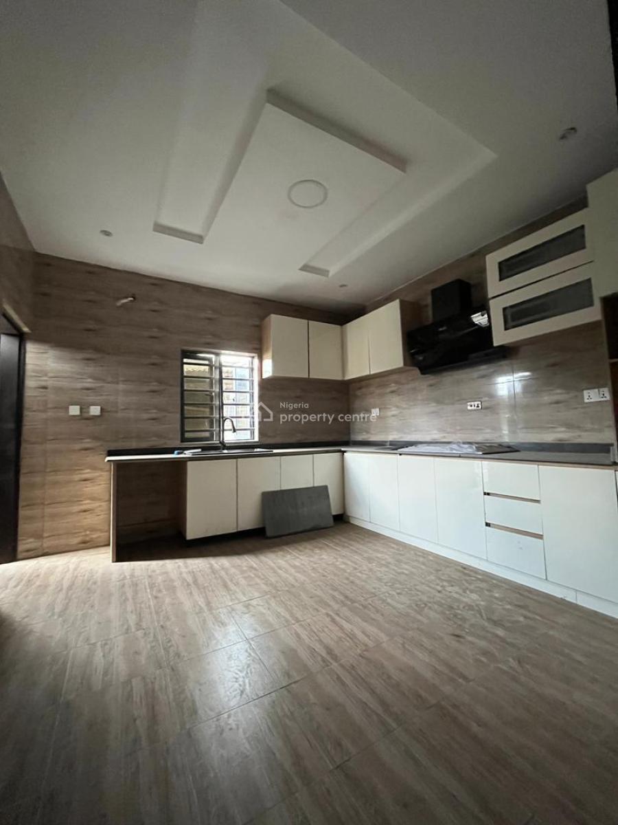 Deluxe 4 Bed Terraced Triplex with Bq, Anthony, Maryland, Lagos, Terraced Duplex for Sale