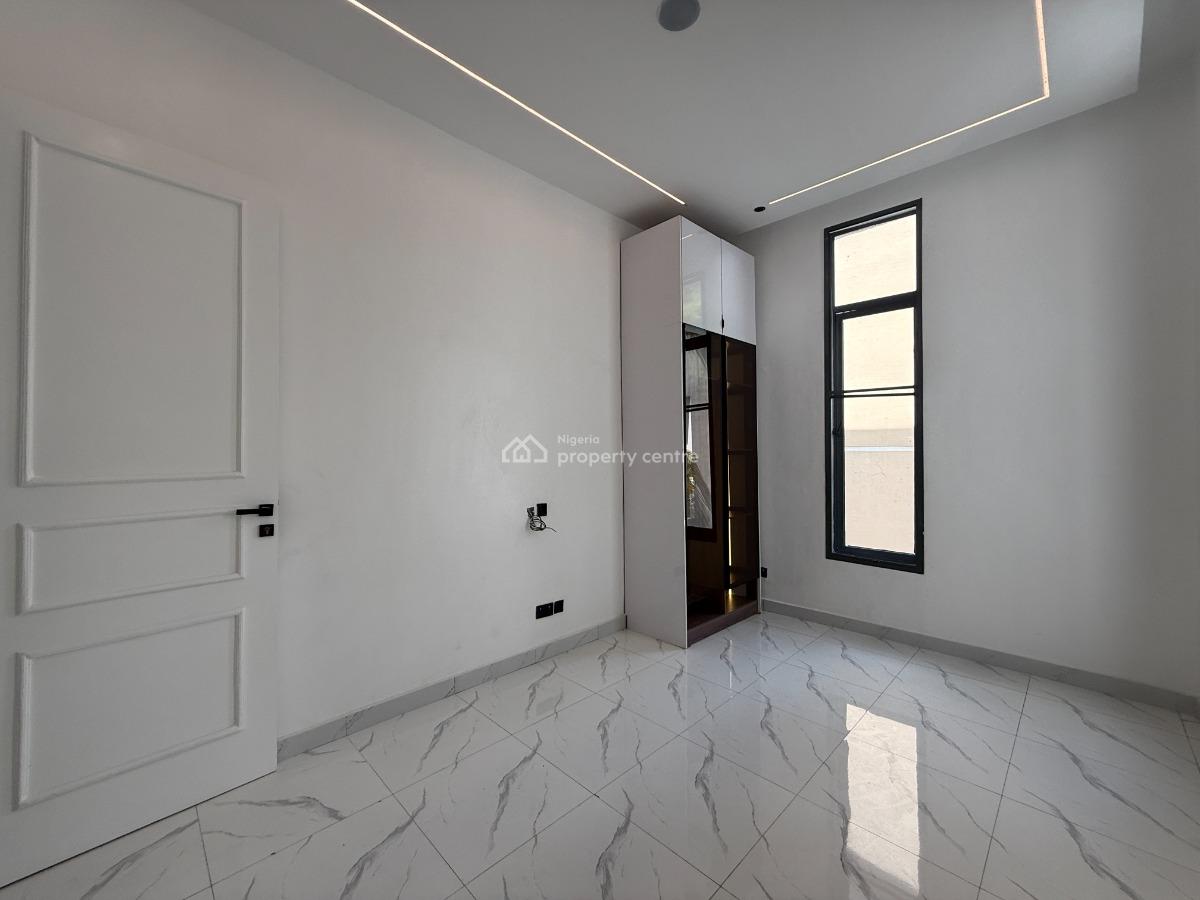 5 Bedroom Detached for Available, Osapa, Lekki, Lagos, Detached Duplex for Sale