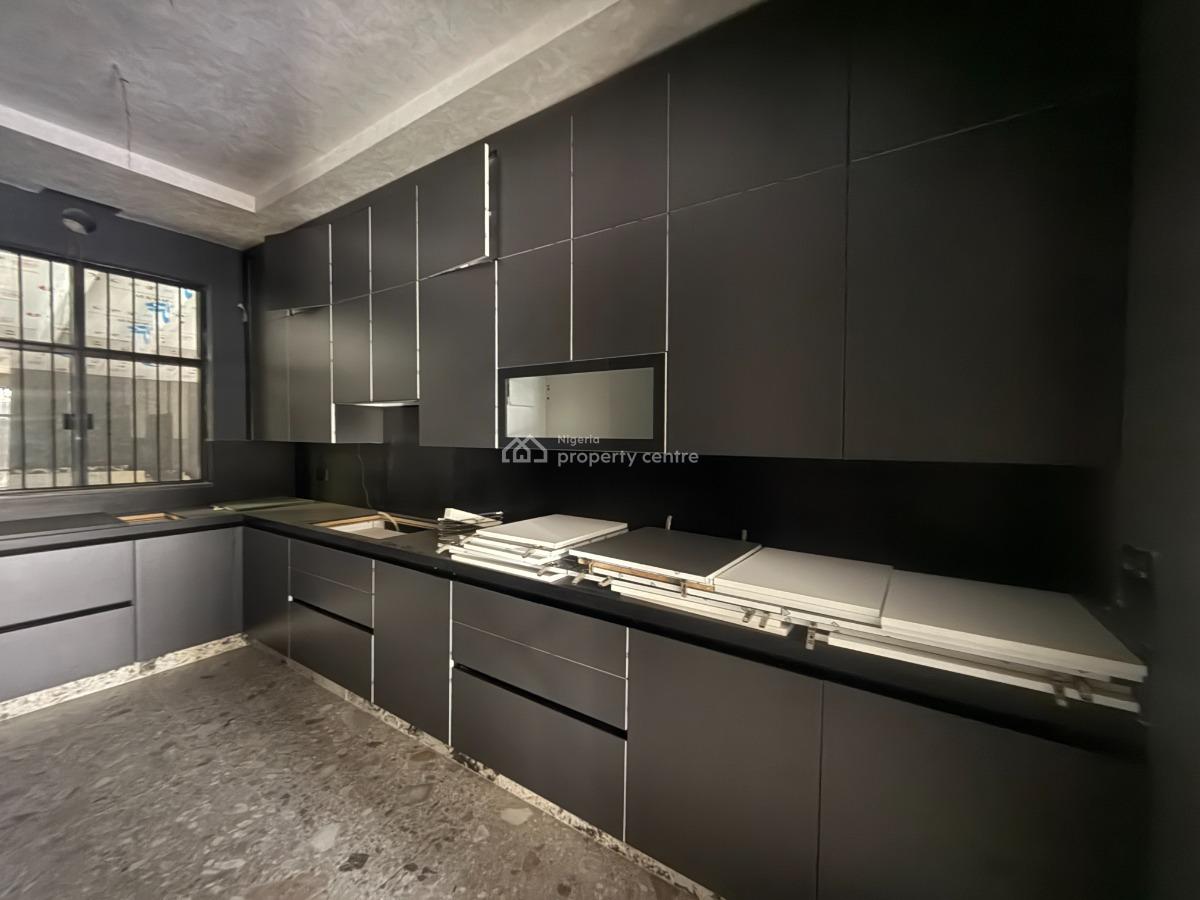 5 Bedroom Semidetached Available, Victoria Island (vi), Lagos, Semi-detached Duplex for Sale