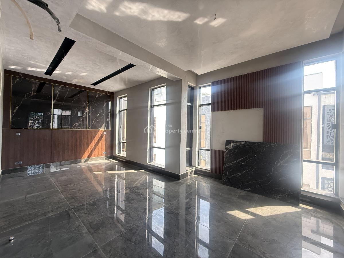 5 Bedroom Semidetached Available, Victoria Island (vi), Lagos, Semi-detached Duplex for Sale