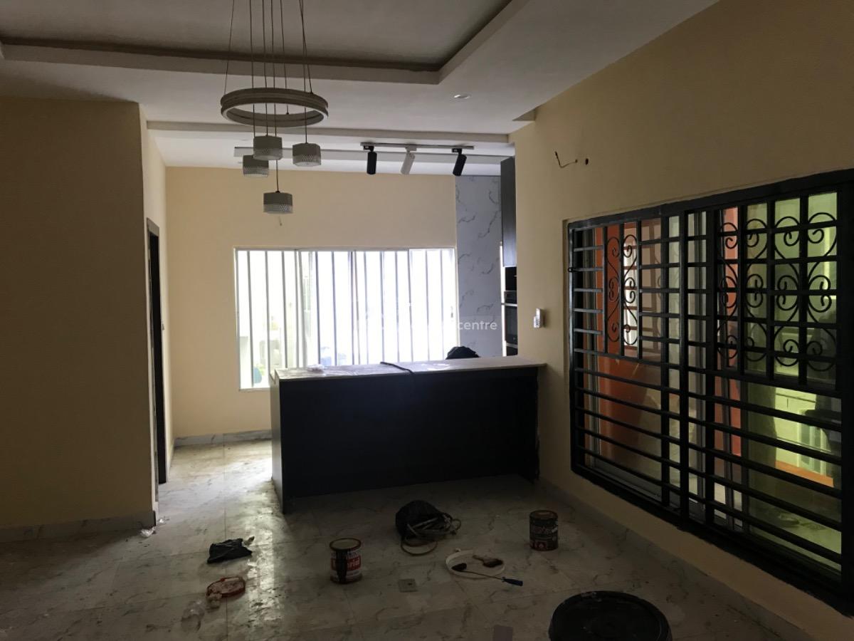 a Modern 2 Bedroom Apartment at Lekki Phase 1., Cyberville Estate, Ikate., Lekki Phase 1, Lekki, Lagos, Flat / Apartment for Rent