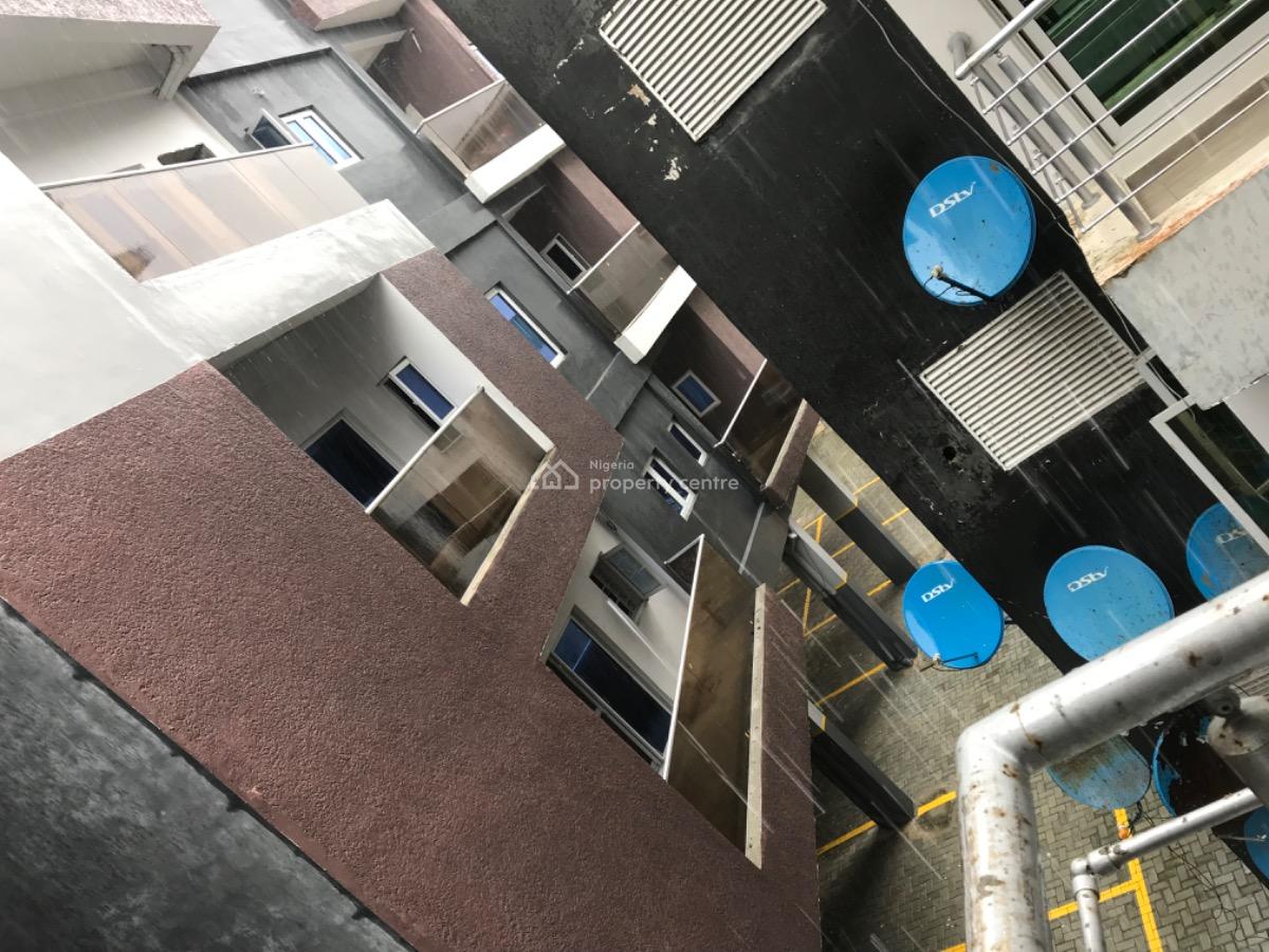 a Modern 2 Bedroom Apartment at Lekki Phase 1., Cyberville Estate, Ikate., Lekki Phase 1, Lekki, Lagos, Flat / Apartment for Rent