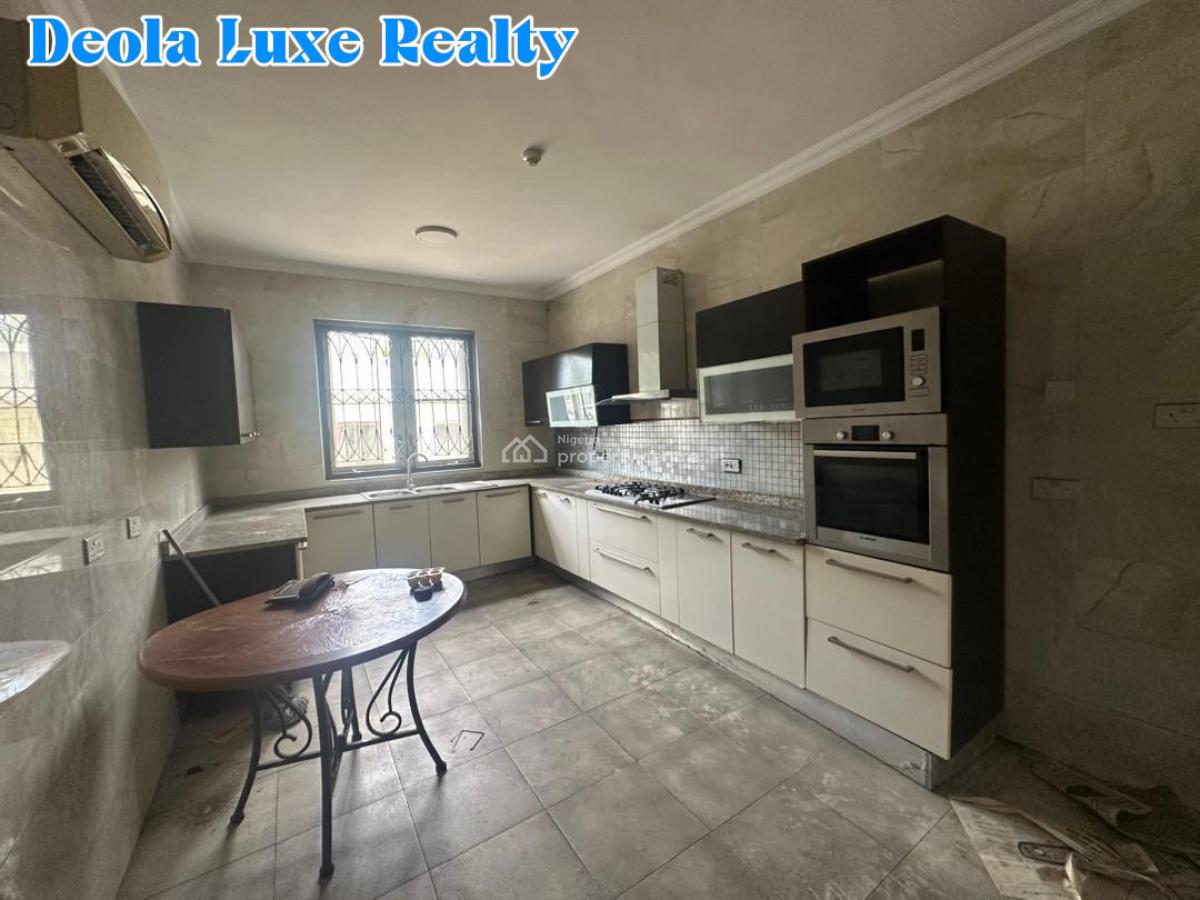 a Tastefully Finished 4-bedroom Terrace Duplex with a Bq & Study Room, Banana Island, Ikoyi, Lagos, Terraced Duplex for Rent