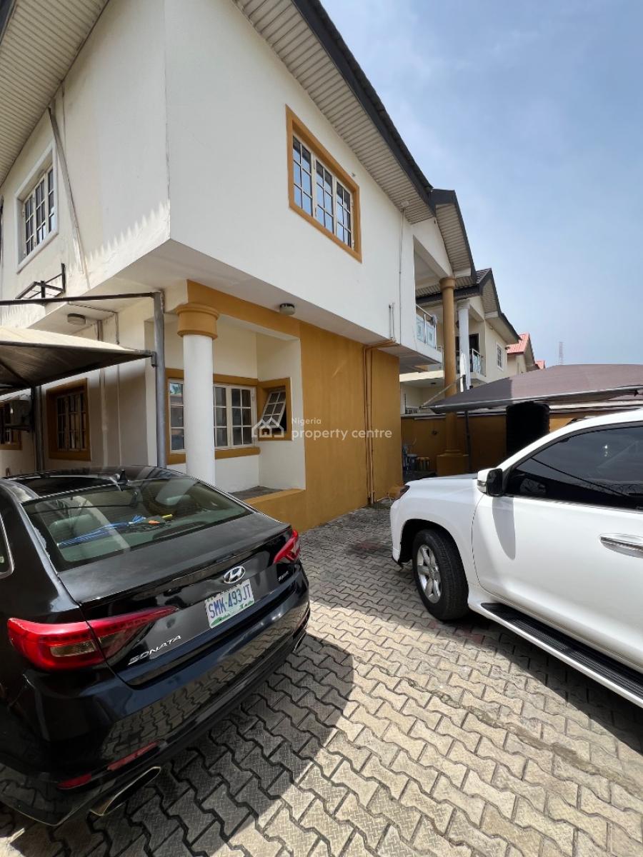 Spacious Self-serviced Mini Flat in a Very Nice Area, Hakeem Dickson Road, Lekki Phase 1, Lekki, Lagos, Mini Flat (room and Parlour) for Rent