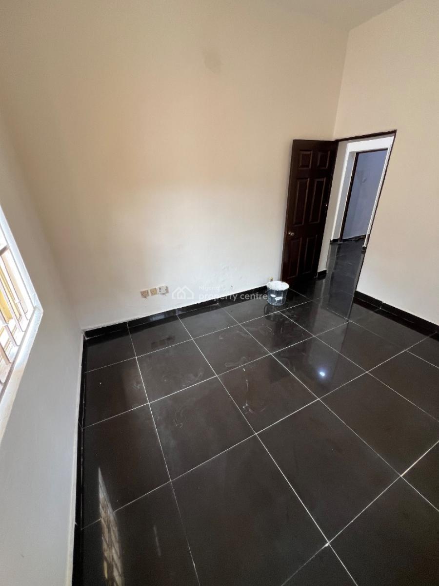 Spacious Self-serviced Mini Flat in a Very Nice Area, Hakeem Dickson Road, Lekki Phase 1, Lekki, Lagos, Mini Flat (room and Parlour) for Rent