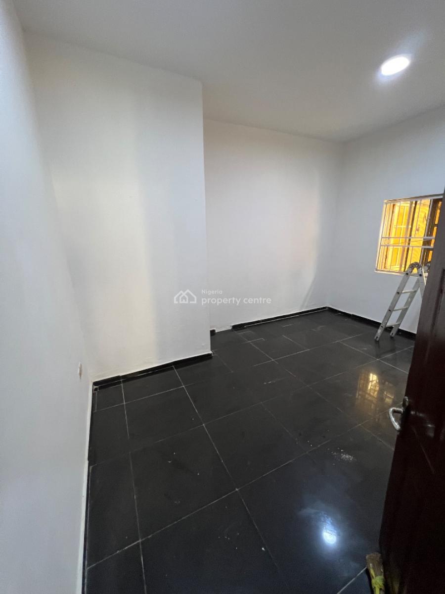 Spacious Self-serviced Mini Flat in a Very Nice Area, Hakeem Dickson Road, Lekki Phase 1, Lekki, Lagos, Mini Flat (room and Parlour) for Rent