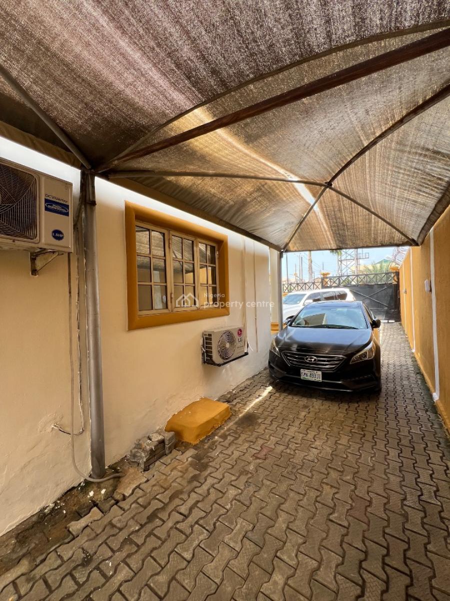 Spacious Self-serviced Mini Flat in a Very Nice Area, Hakeem Dickson Road, Lekki Phase 1, Lekki, Lagos, Mini Flat (room and Parlour) for Rent
