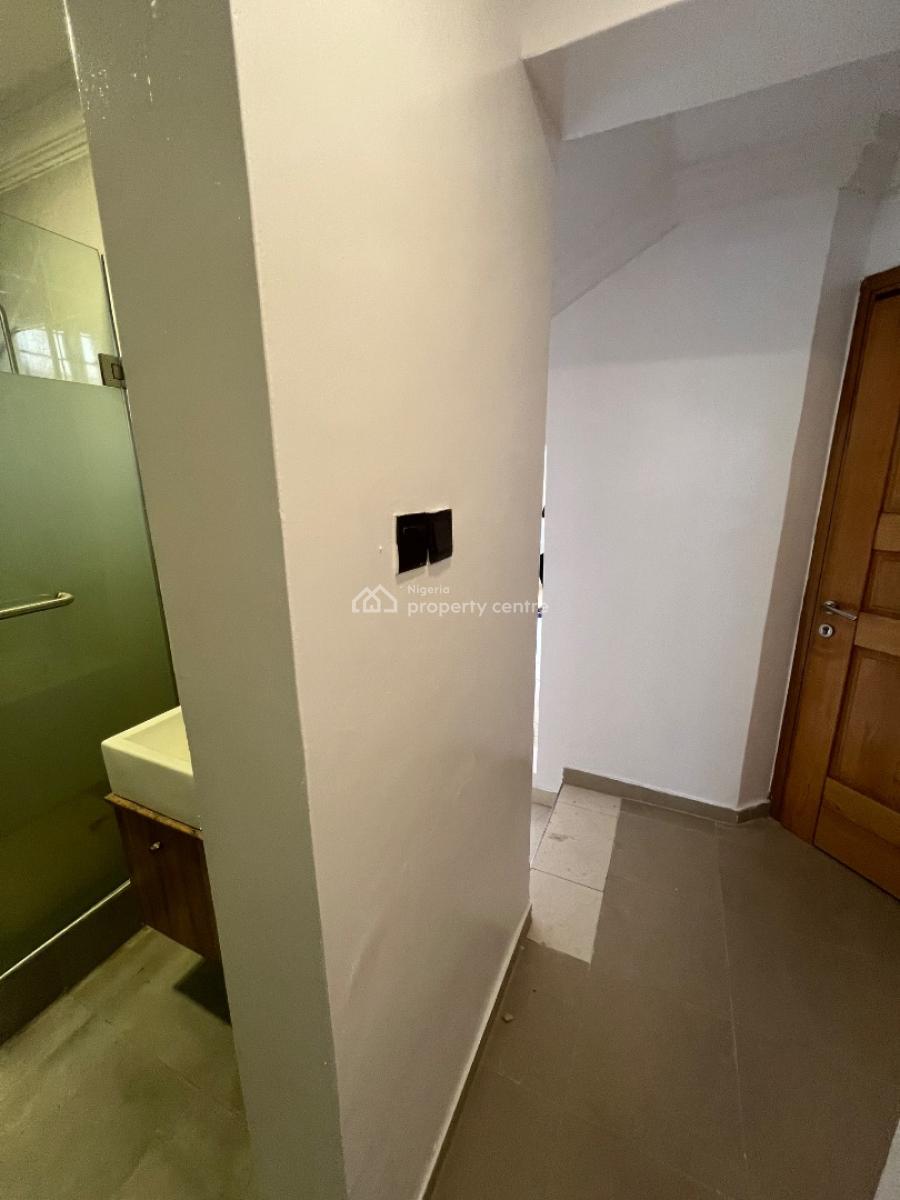Serviced and Fully Fitted Mini Flat in a High-brow Area, Admiralty Road, Lekki Phase 1, Lekki, Lagos, Mini Flat (room and Parlour) for Rent