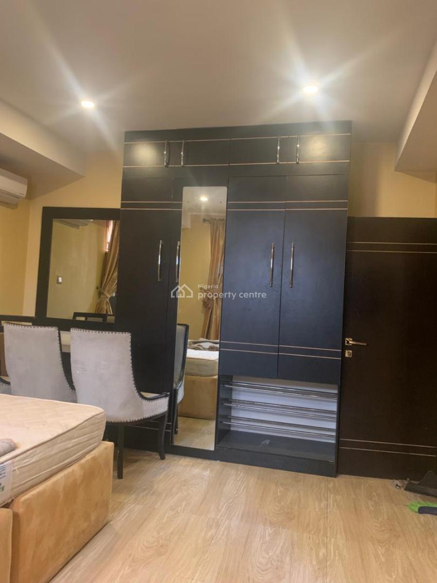 Luxury 3-bedroom Flat +bq with Excellent Facility, Off Palace Road, Lekki Phase 1, Lekki, Lagos, Flat / Apartment for Rent