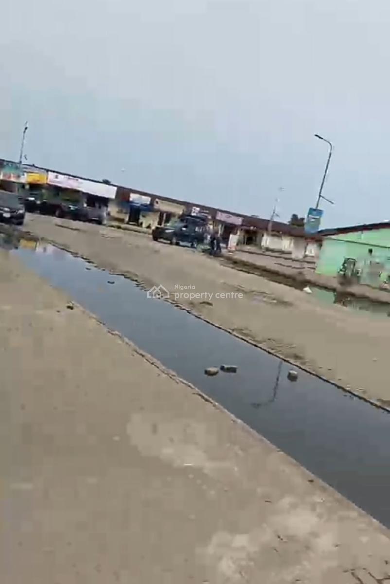 24sqm  Office Space, Abraham Adesanya, in a Shopping Complex, Ajiwe, Ajah, Lagos, Office Space for Rent