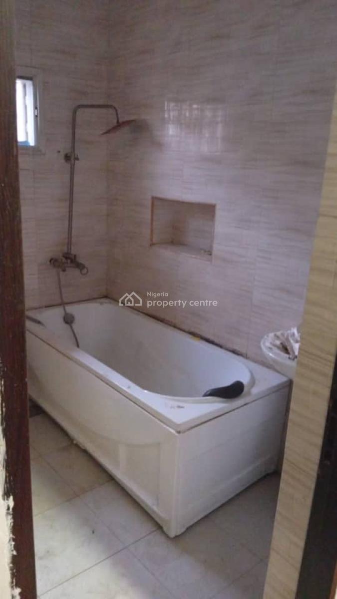 Masters Bedroom Available, Lekki Gardens Phase. 2, Ajah, Lagos, Flat / Apartment for Rent