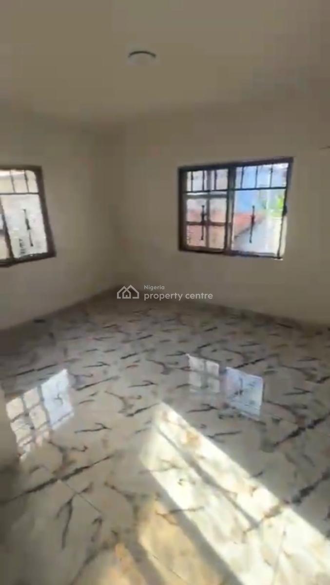 Selfcon Available, Lekki Phase 1, Lekki, Lagos, Self Contain (single Rooms) for Rent