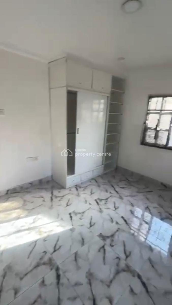 Selfcon Available, Lekki Phase 1, Lekki, Lagos, Self Contain (single Rooms) for Rent