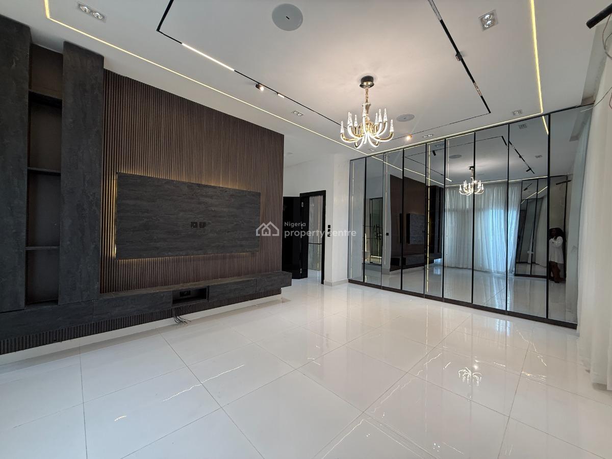 5 Bedroom Apartment  Available at Conservation Rd, Lekki Phase 2, Lekki, Lagos, Flat / Apartment for Sale