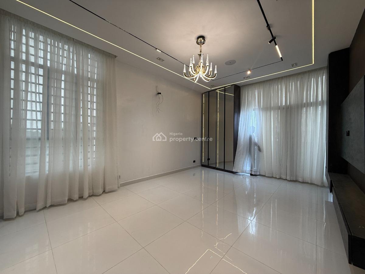 5 Bedroom Apartment  Available at Conservation Rd, Lekki Phase 2, Lekki, Lagos, Flat / Apartment for Sale