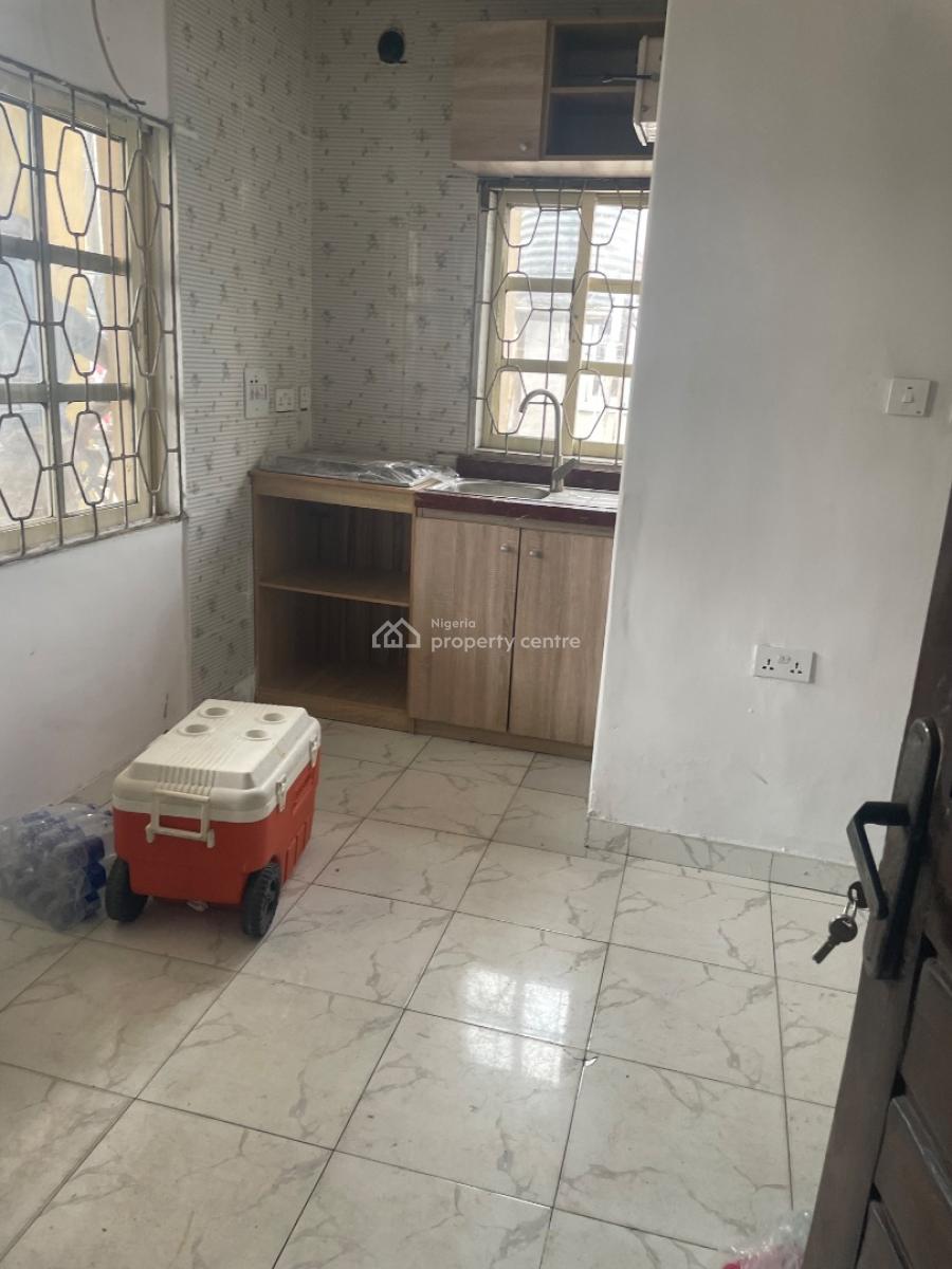 Mini Flat, Ikota Lekki, Lekki, Lagos, Mini Flat (room and Parlour) for Rent
