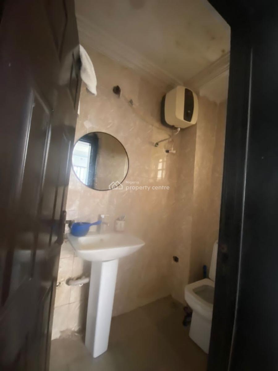 Spacious Selfcontain in an Estate Sangotedo, Sangotedo, Sangotedo, Ajah, Lagos, Self Contain (single Rooms) for Rent