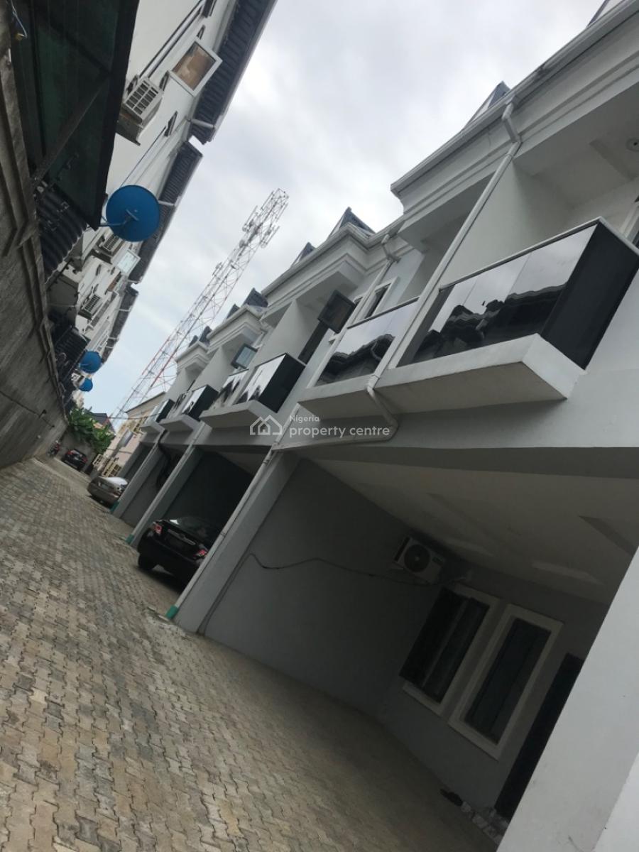 a 4 Bedroom Terrace Duplex at Chevron., Lekki Conservation Road, Lekki, Lagos, Terraced Duplex for Rent