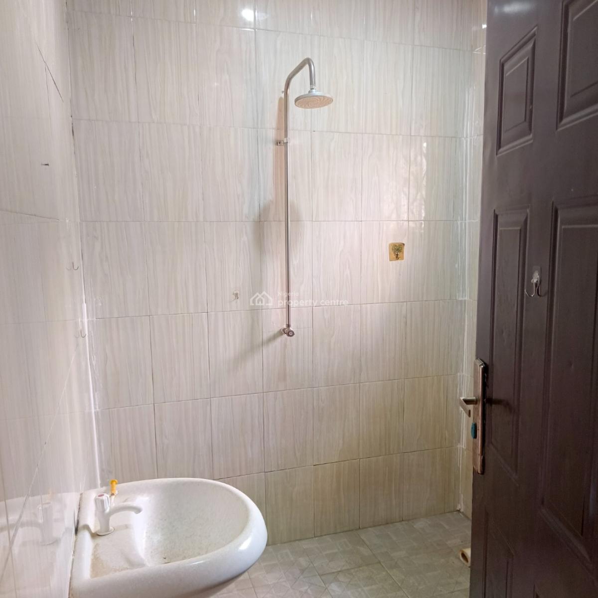 4 Bedrooms Fully Detached Bungalow, Fha (f.h.a), Lugbe District, Abuja, Detached Bungalow for Rent