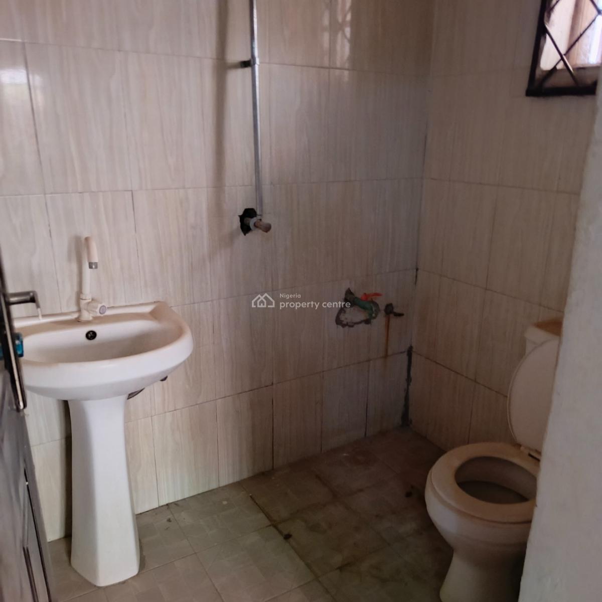 4 Bedrooms Fully Detached Bungalow, Fha (f.h.a), Lugbe District, Abuja, Detached Bungalow for Rent