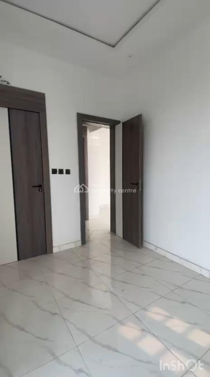 Brand New 3 Bedroom Luxury Apartment. Fully Serviced, with Gym, Pool,, Off Fdurosinmi Etti Drive, Lekki Phase 1, Lekki, Lagos, Flat / Apartment for Sale