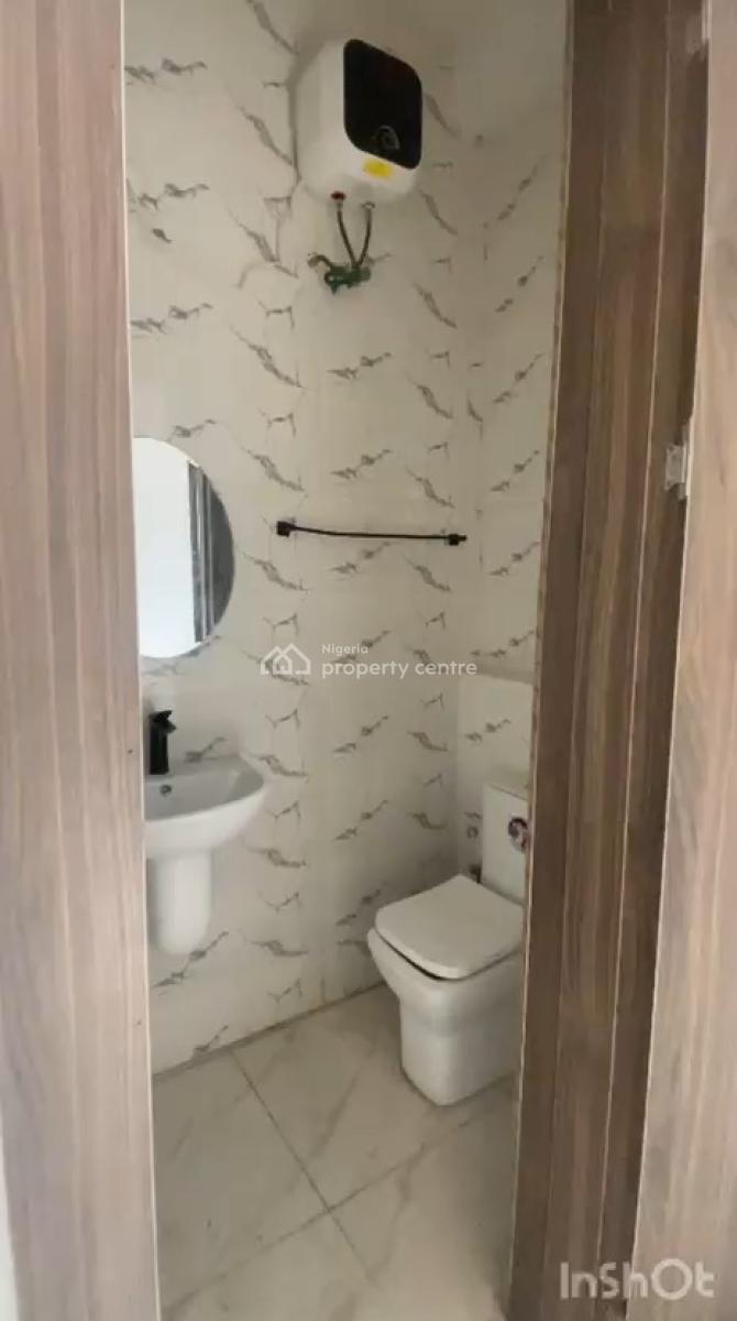 Brand New 3 Bedroom Luxury Apartment. Fully Serviced, with Gym, Pool,, Off Fdurosinmi Etti Drive, Lekki Phase 1, Lekki, Lagos, Flat / Apartment for Sale