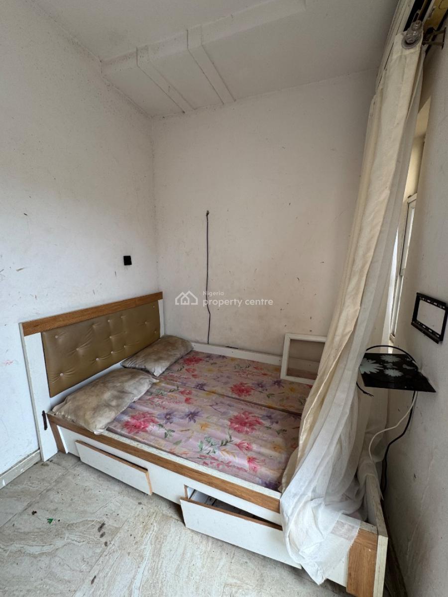 Spacious Boys Quarter Available 700k Orchid, Orchid Road, Lekki, Lagos, Self Contain (single Rooms) for Rent
