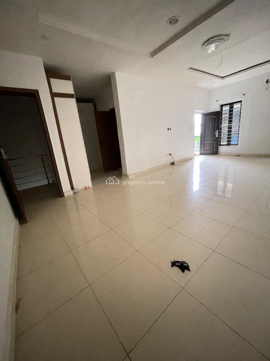 Spacious Four Bedroom Terrace Duplex, Orchid, Royal Pine Estate, Lekki, Lagos, Terraced Duplex for Rent