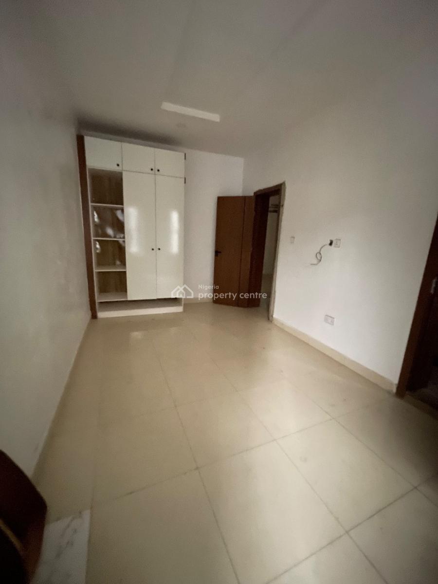 Spacious Four Bedroom Terrace Duplex, Orchid, Royal Pine Estate, Lekki, Lagos, Terraced Duplex for Rent