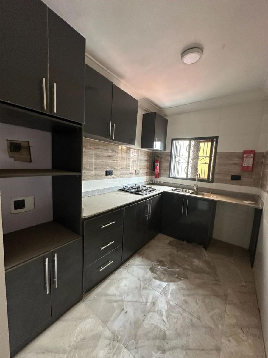 Newly Built Tastefully Finished 2 Beflat in a Serene and Quiet Estate, Anthony, Anthony, Maryland, Lagos, Flat / Apartment for Sale