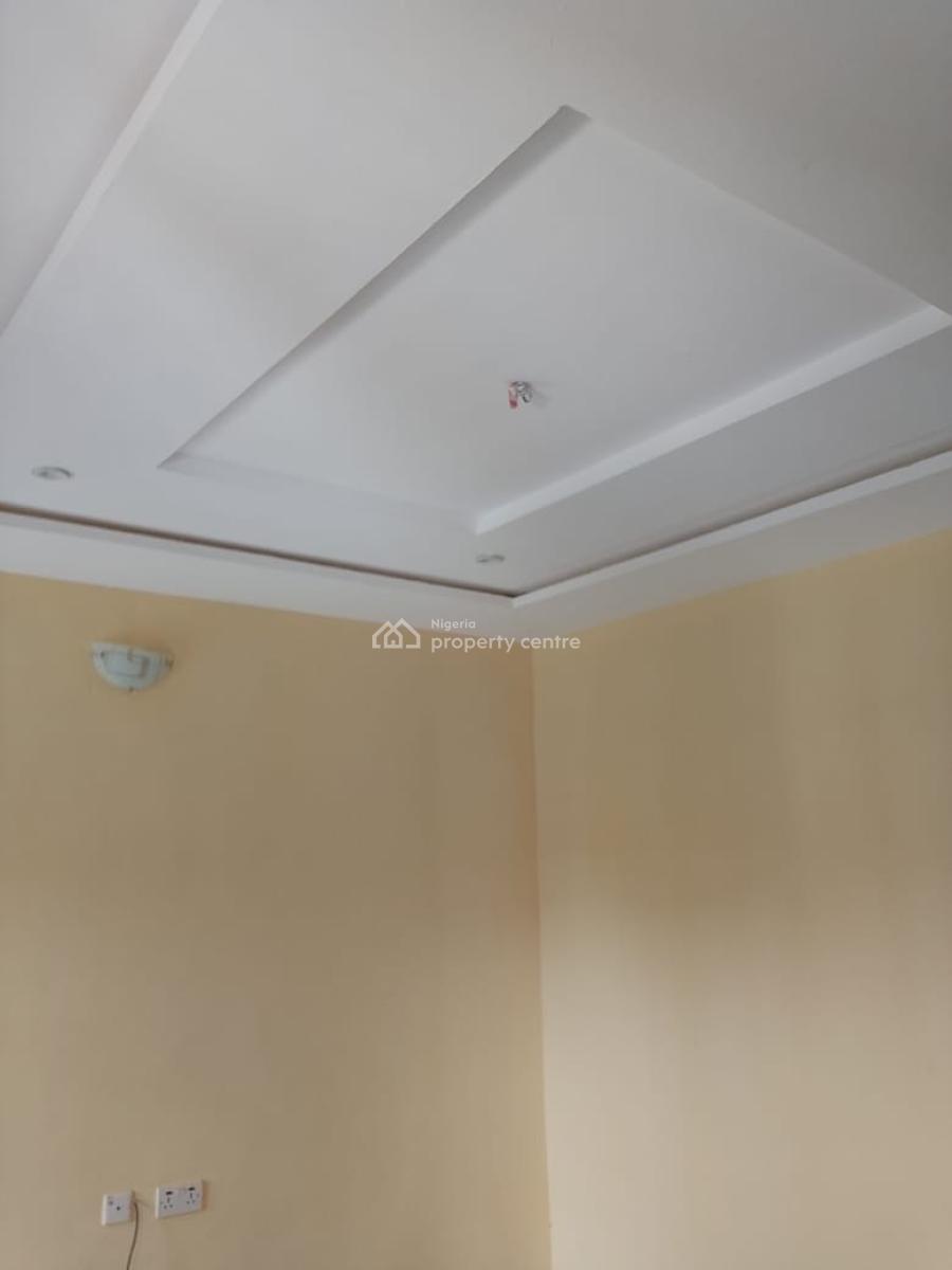 Brand New Pop 2 Bedroom Flat, Isiu , Imota Road, Ikorodu, Isiu, Ikorodu, Lagos, Flat / Apartment for Rent