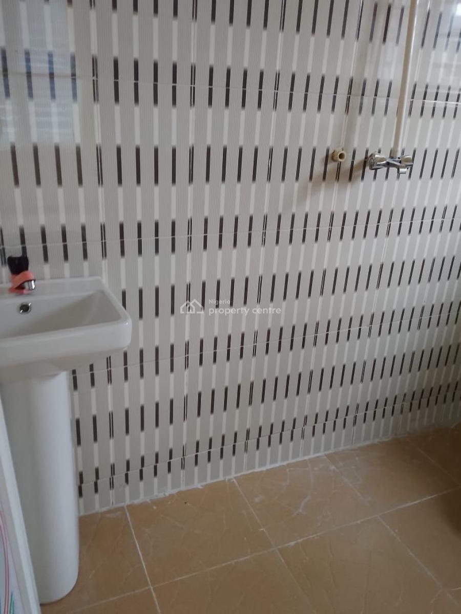 Brand New Pop 2 Bedroom Flat, Isiu , Imota Road, Ikorodu, Isiu, Ikorodu, Lagos, Flat / Apartment for Rent
