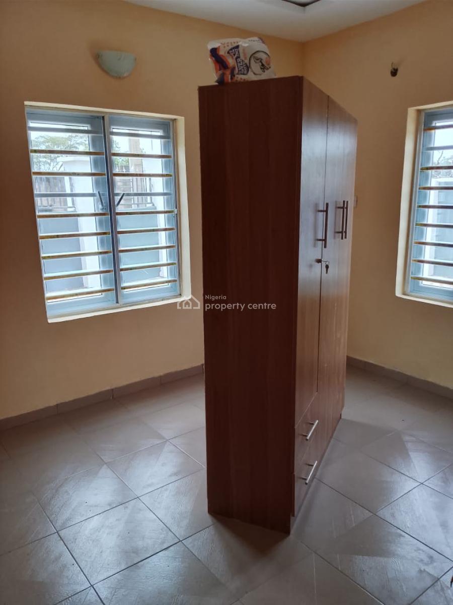 Brand New Pop 2 Bedroom Flat, Isiu , Imota Road, Ikorodu, Isiu, Ikorodu, Lagos, Flat / Apartment for Rent